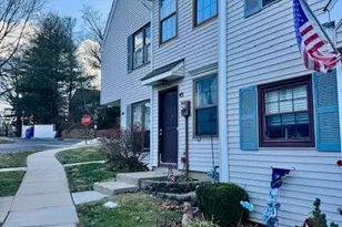 43 Queens Way, Englishtown, NJ 07726 - Photo 1
