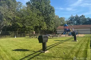 528 Cricket Ln, Woodbridge Township, NJ 07095 - Photo 1