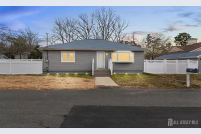 105 Shodda Street, Lacey, NJ 08731 - Photo 1