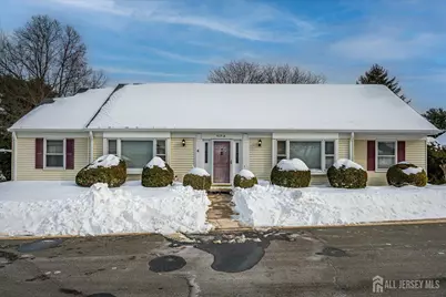 628 Windsor Way #B, Monroe Township, NJ 08831 - Photo 1