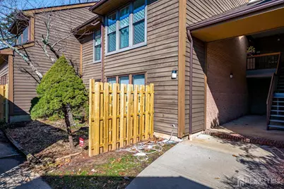 133 Oakmont Court, Edison, NJ 08820 - Photo 1