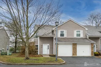 63 Renaissance Lane, New Brunswick, NJ 08901 - Photo 1