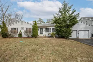 141 Grand Central Pkwy, Berkeley, NJ 08721 - Photo 1
