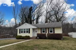 255 Harding Blvd, Matawan, NJ 07747 - Photo 1