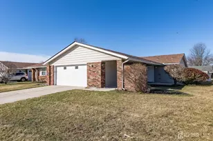 213 Doremus Dr, Monroe Township, NJ 08831 - Photo 1