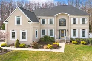 9 Stonegate Dr, Monroe Township, NJ 08831 - Photo 1