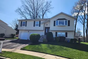 71 Rodak Cir, Edison, NJ 08817 - Photo 1