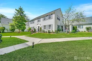 312 Sharon Way, Monroe Township, NJ 08831 - Photo 1