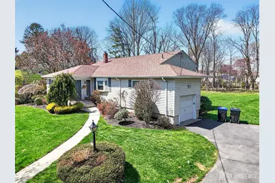 39 Canterbury Road, East Brunswick Township, NJ 08816 - Photo 1