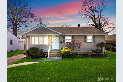 246 E Henry Place E, Iselin, NJ 08830 - Photo 1