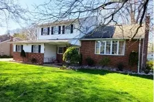 29 E Ventnor Dr, Edison, NJ 08820 - Photo 1