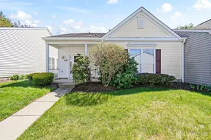 442 Bluebird Dr, Monroe Township, NJ 08831 - Photo 1