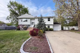 19 Central Ave, East Brunswick Township, NJ 08816 - Photo 1