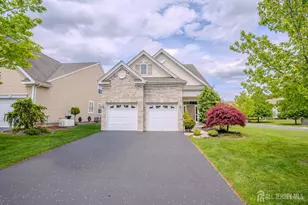 2 Diamond Spring Dr, Monroe Township, NJ 08831 - Photo 1