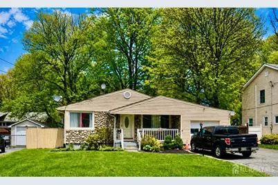 278 North Drive, North Plainfield, NJ 07060 - Photo 1