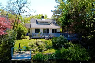 160 Lakeside Dr S, Piscataway Township, NJ 08854 - Photo 1