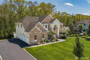 13 Schindler Ln, Monroe Township, NJ 08831 - Photo 1