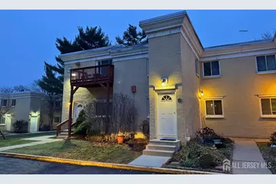 16 Lake Avenue #2B, East Brunswick Township, NJ 08816 - Photo 1
