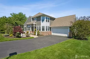 15 Cypress Point Ln, Monroe Township, NJ 08831 - Photo 1
