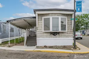 1501 Roosevelt Ave, Carteret, NJ 07008 - Photo 1