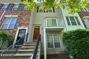 214 Sapphire Ln, Franklin Township, NJ 08823 - Photo 1