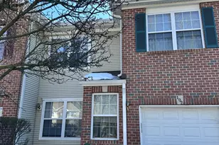 102 Somerset Ct, South Brunswick Township, NJ 08540 - Photo 1