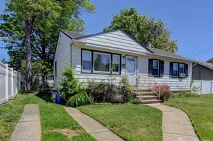 96 Willow St, Carteret, NJ 07008 - Photo 1