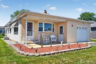 17 Corinth Pl, Berkeley, NJ 08757 - Photo 1
