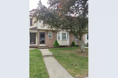 9 Fern Court, Sayreville, NJ 08872 - Photo 1