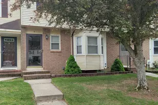 9 Fern Ct, Sayreville, NJ 08872 - Photo 1