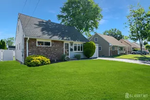420 Decatur Ave, Middlesex, NJ 08846 - Photo 1