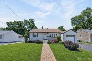 421 Melrose Ave, Middlesex, NJ 08846 - Photo 1