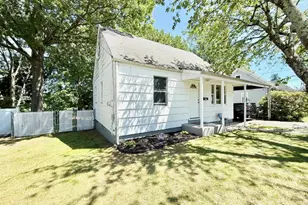 105 Old Post Rd, Edison, NJ 08817 - Photo 1