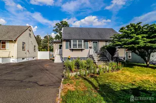 13 Meade St, Sewaren, NJ 07077 - Photo 1