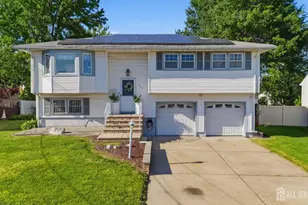 742 Gornik Dr, Perth Amboy, NJ 08861 - Photo 1