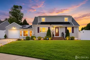 91 Crestview Rd, Fords, NJ 08863 - Photo 1