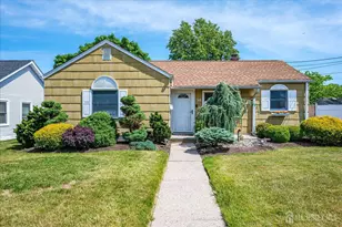 30 Walnut St, Edison, NJ 08817 - Photo 1