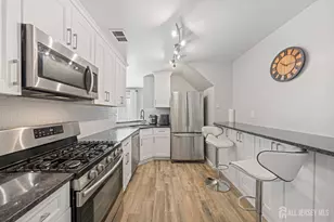 2706 Lighthouse Ln, Sayreville, NJ 08859 - Photo 1
