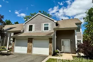 55 Renaissance Ln, New Brunswick, NJ 08901 - Photo 1