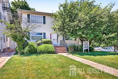 127 Livingston Avenue, New Brunswick, NJ 08901 - Photo 1