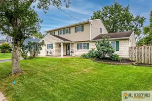 16 Barlow Rd, Edison, NJ 08817 - Photo 1