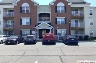 931 Cedar Ct, New Brunswick, NJ 08901 - Photo 1