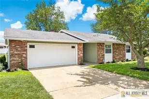 321 Persica Plaza, Monroe Township, NJ 08831 - Photo 1