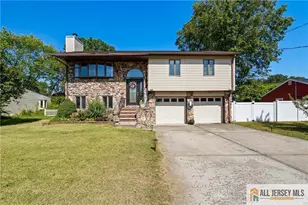 438 Madison Ave, Monroe Township, NJ 08831 - Photo 1