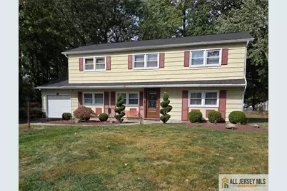 89 Old Queens Boulevard, Manalapan Township, NJ 07726 - Photo 1