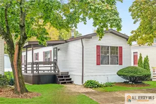 38 Longfellow Rd, North Brunswick Township, NJ 08902 - Photo 1