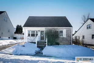 15 Ida St, Sayreville, NJ 08872 - Photo 1