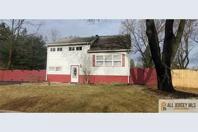 40 Beverly Avenue, Franklin Township, NJ 08873 - Photo 1