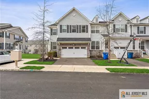 10 Woodrose Ln, Monroe Township, NJ 08831 - Photo 1