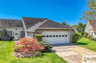 637 Madison Dr, Monroe Township, NJ 08831 - Photo 1